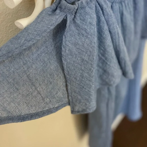Lulus chambray off shoulder dress - Picture 4 of 7